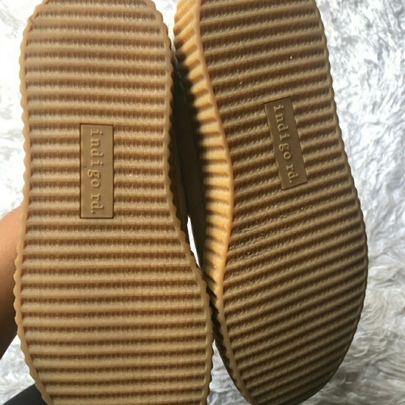 Indigo Rd Platform Shoes - Picture 5 of 5